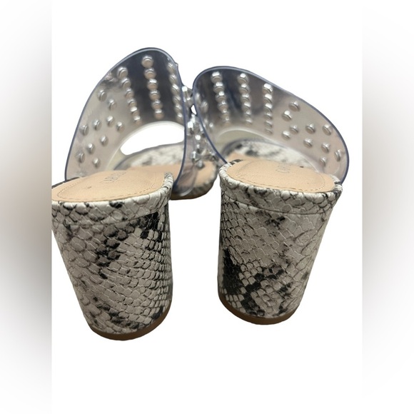 Carvela Made in Brazil Studded Clear Snake Print Block Heel Sandals Size 38 - Picture 7 of 9